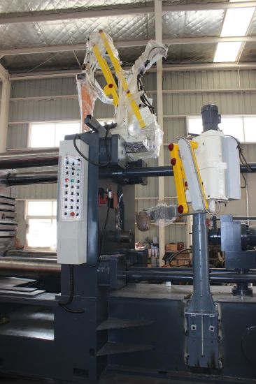 Machine à pulvérisateur verticale de machine de coulée de moulage à haute stabilité